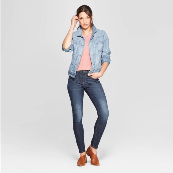 High rise jeans - Picture 3 of 3